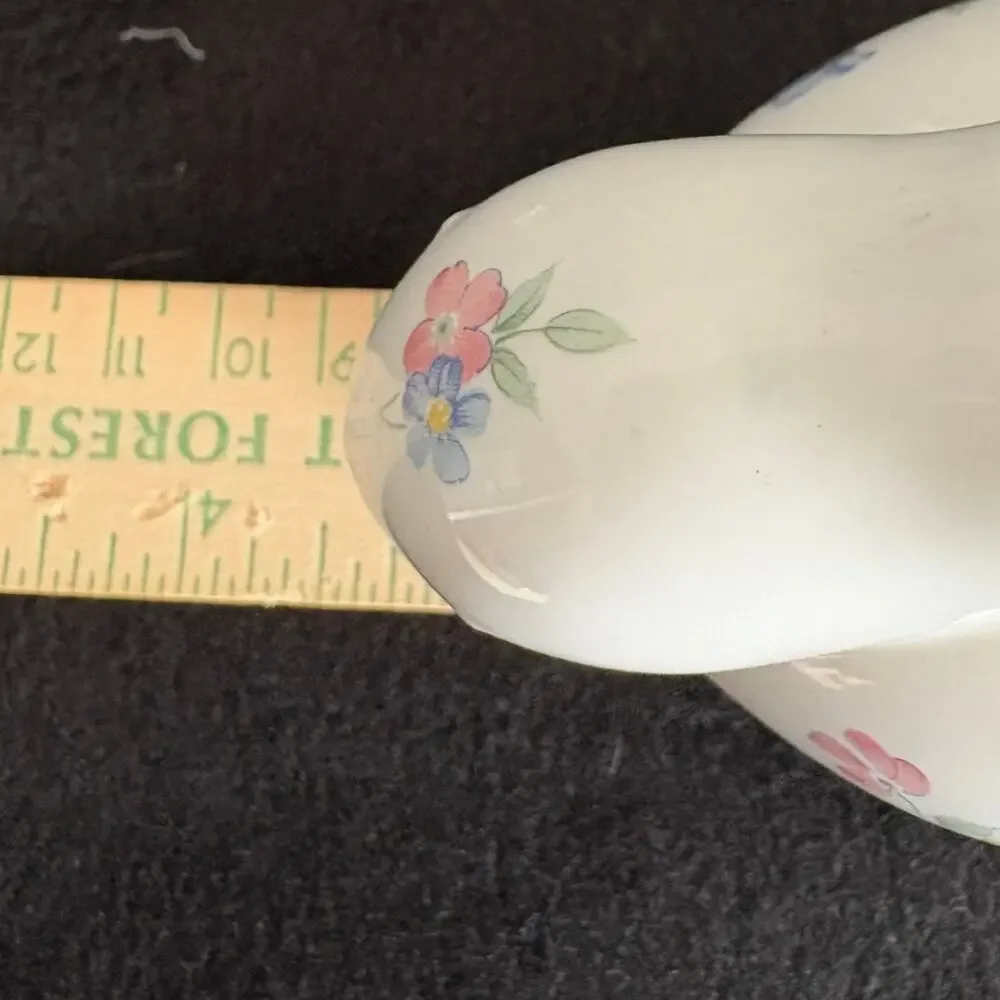 Vtg 1980s Porcelain Floral Rabbit Trinket Box